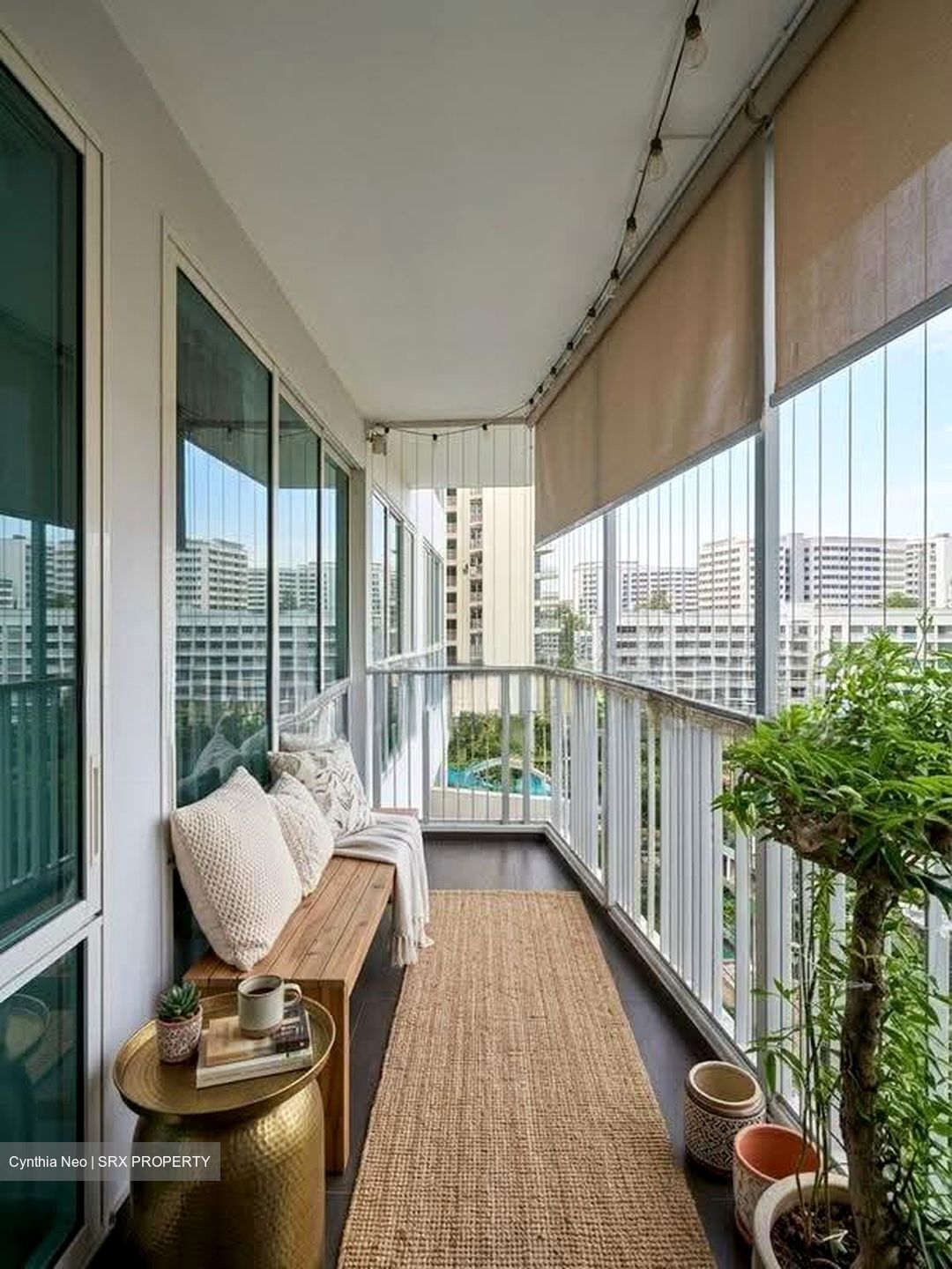 1 Canberra (D27), Condominium #630175271